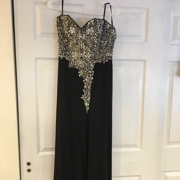 Prom Dress - Picture 2 of 5